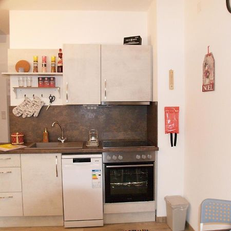 Lg Tiny Apartment Корнойбург Екстериор снимка