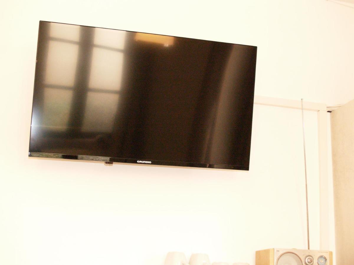 Lg Tiny Apartment Корнойбург Екстериор снимка