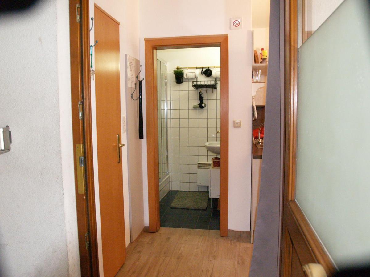 Lg Tiny Apartment Корнойбург Екстериор снимка